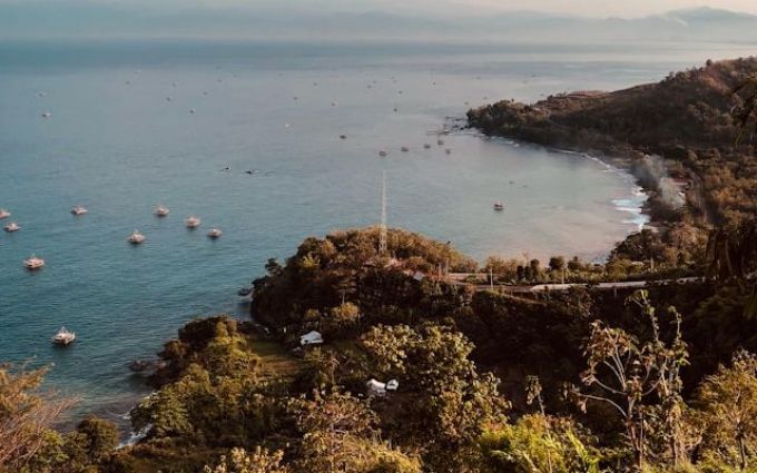 Набережная Алушты