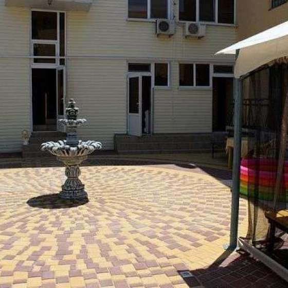«Lion House»