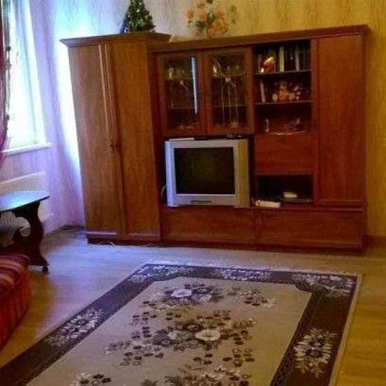 Коттедж 3-6 человек. Свой дворик, гараж