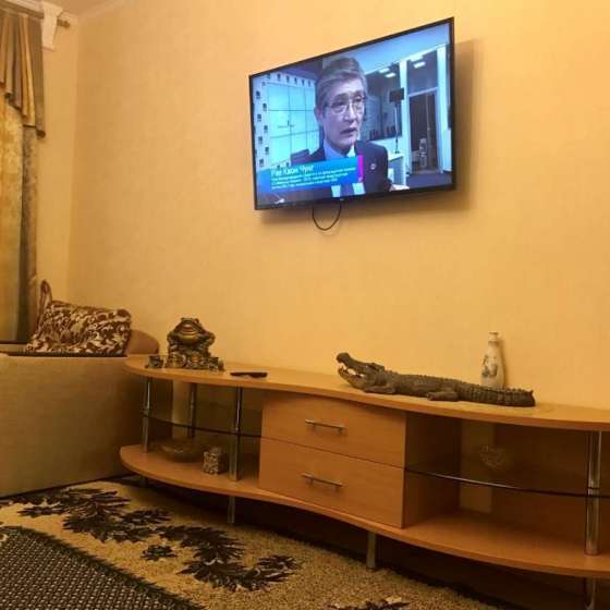 «Крупногабаритная двушка в центре с персональным входом»