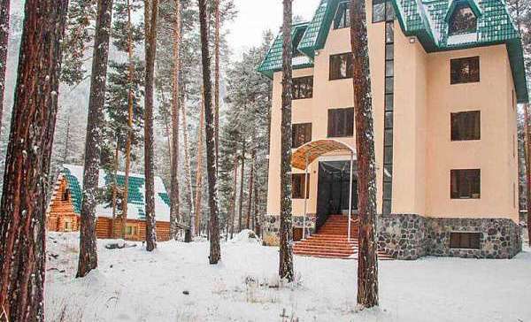 Поляна Азау, отель «Сосновый бор»