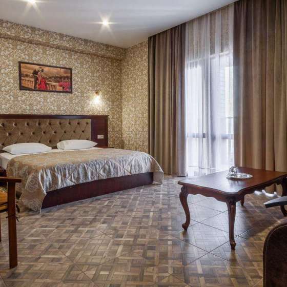 Karap Palace Hotel
