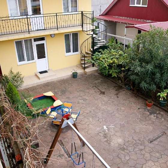 «Лазурь Курортный»