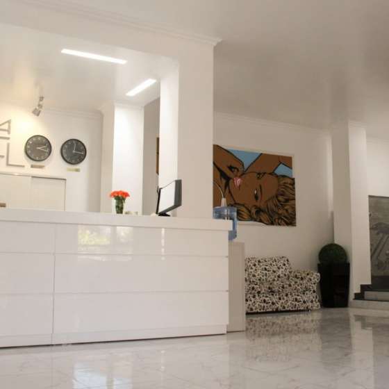 «Laza Hall»