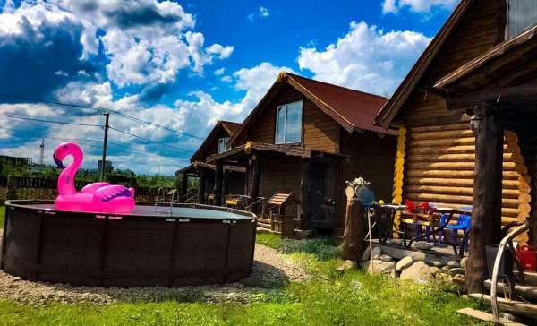 Белокуриха, «Три медведя»