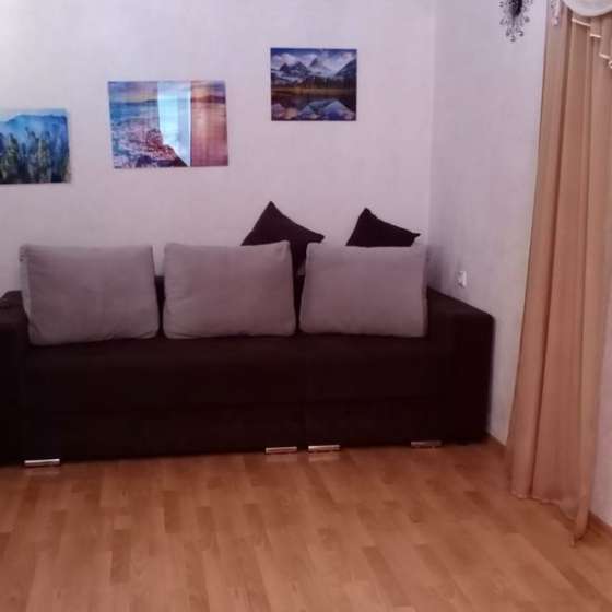 3-комнатная квартира на Гагарина 4