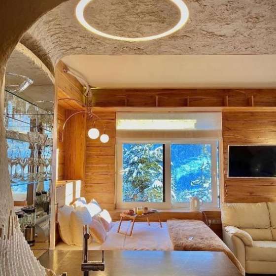 Light Lux Chalet
