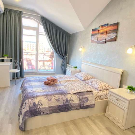 Апартаменты с видом на море, балкон, Крымская улица, 22, к 23