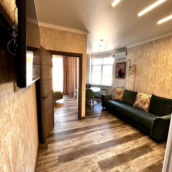 Апартаменты в элитном районе, на Крымской 22, к 18