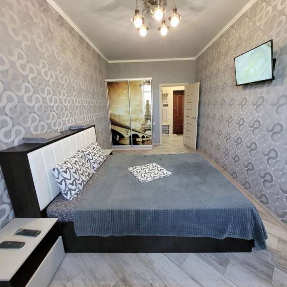 1-ком в 2 минутах от моря, Крымская улица, 19, к 7