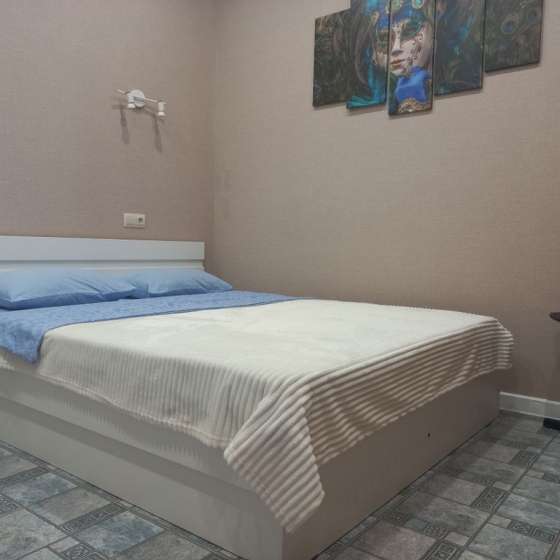 Студия на Крымской 22, к 23