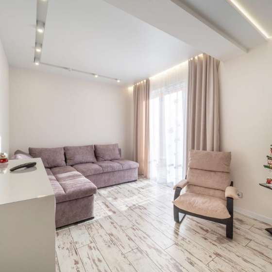 More Rooms в ЖК Солнечный, Южных Культур улица, 5