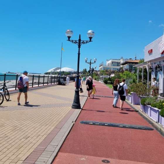 На самом берегу моря аккуратненькая двушка для семьи из 4х человек