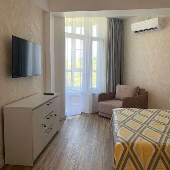 Комфортабельные апартаменты с бассейном, Челнокова улица, 19А, к 5