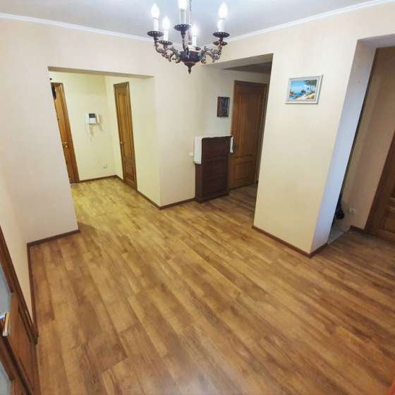 Уютная 3х комнатная квартира в шаге от моря, Героев Сталинграда, 53