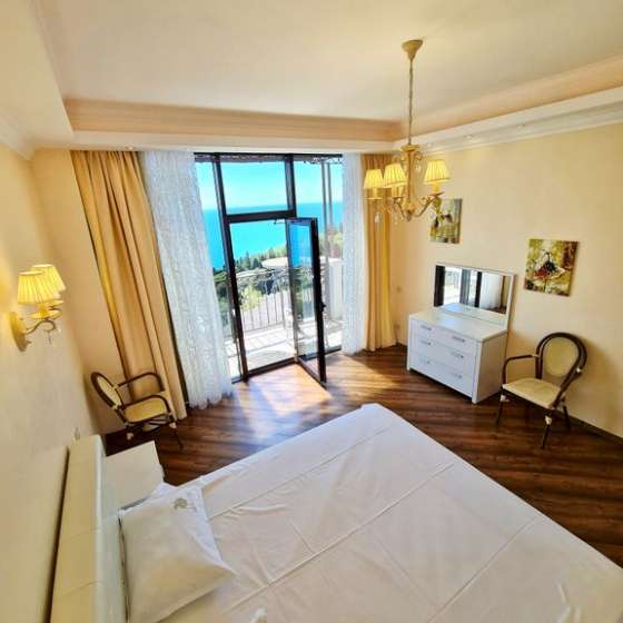 Апартамент, Алупкинское шоссе, 58