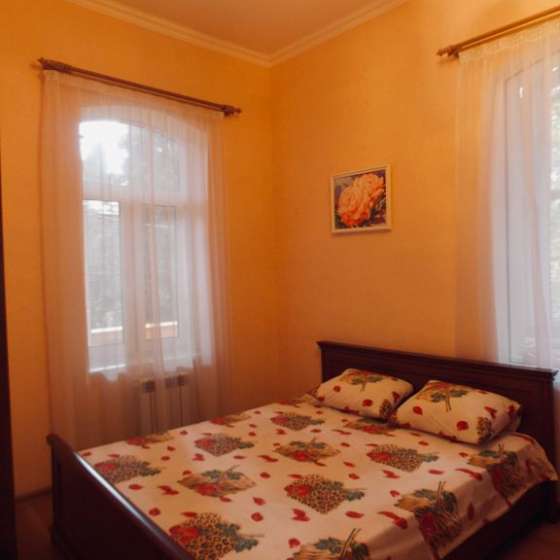 2-комнатная квартира, Екатерининская улица, 12