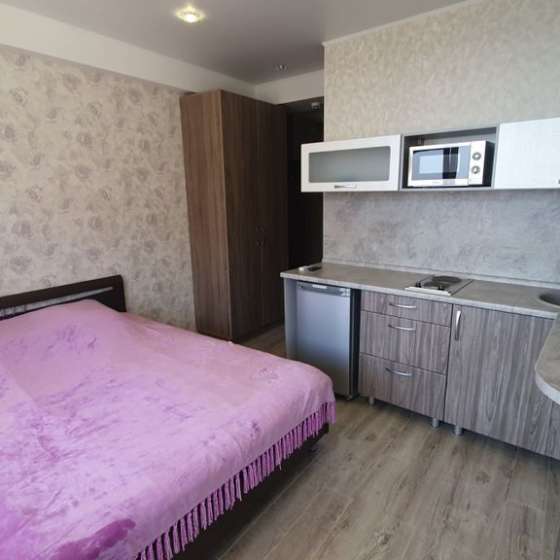 Счастье в Ялте, Морской спуск, 9
