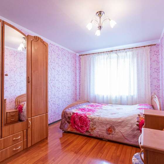 3-комнатная квартира, Гагарина улица, 48