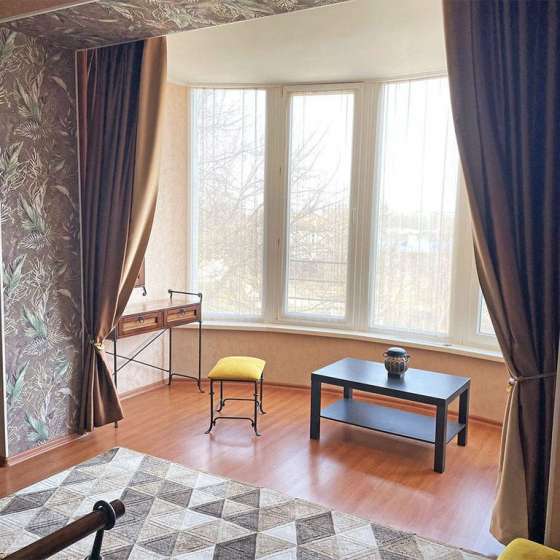 Африканский мотив, Московская улица, 22В