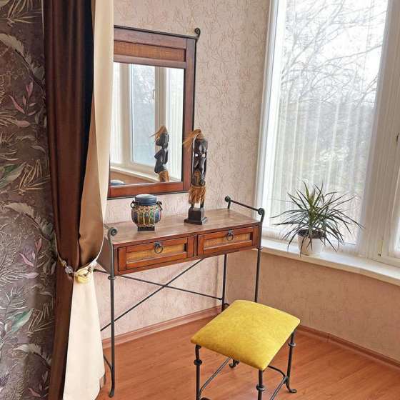 Африканский мотив, Московская улица, 22В