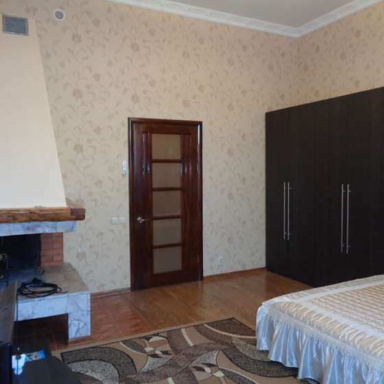 Шикарная квартира в центре, Пушкина улица, 1
