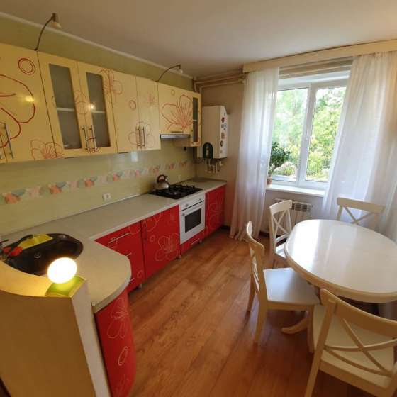 3-комнатная квартира, Гагарина улица, 31