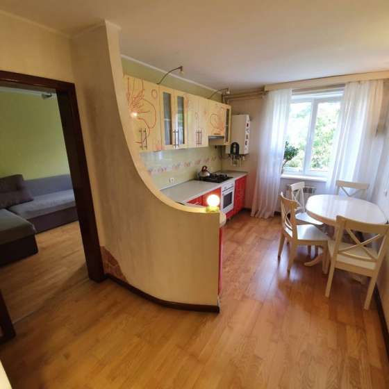 3-комнатная квартира, Гагарина улица, 31