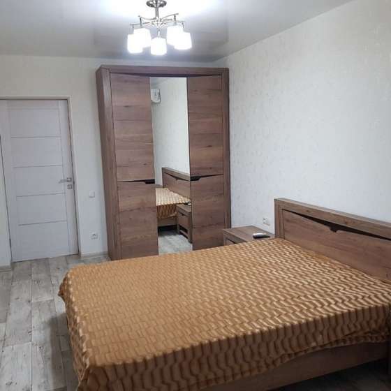 2-комнатная квартира, Ленина проспект, 52