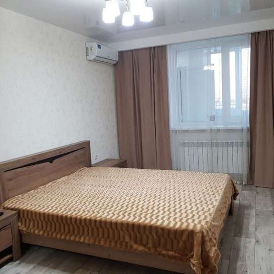 2-комнатная квартира, Ленина проспект, 52