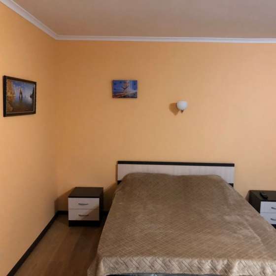 Квартира-студия персиковая, Долинный переулок, 15А