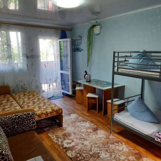 Студия на пляже, Гагарина улица, 33