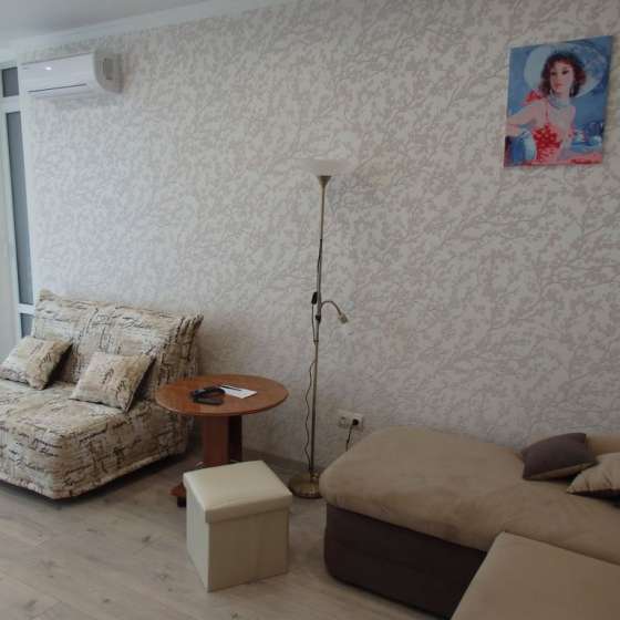 Светлая квартира, Энгельса улица, 93