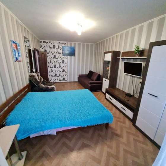 Квартира рядом с морем, Молодежная улица, 30