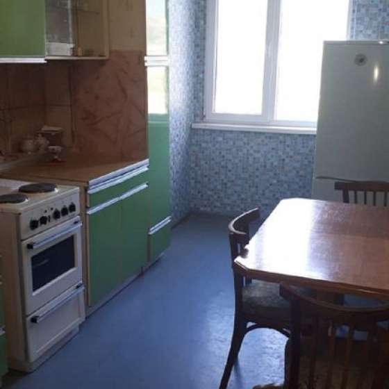 3-комнатная квартира, Лакоба улица, 14