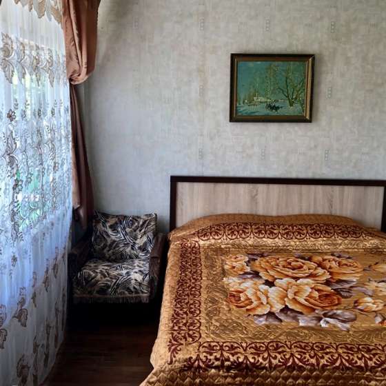 Море через дорогу, Ленина улица, 53