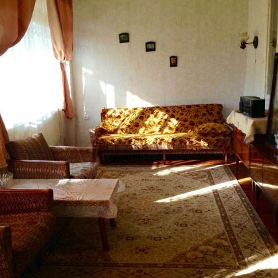 Море через дорогу, Ленина улица, 53
