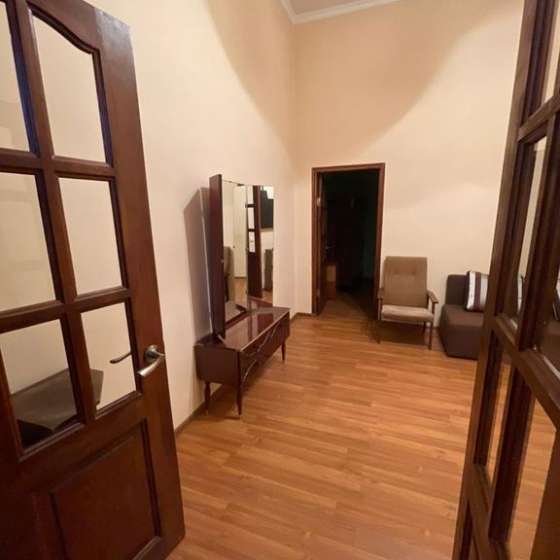 2-комнатная квартира, Аидгылара улица, 28