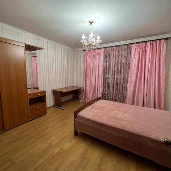 Квартира в центре, Айдгылара улица, 29, к 1