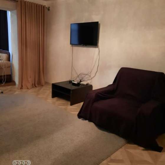 3-комнатная квартира, Квициния улица, 8