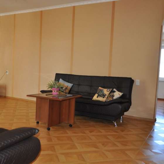 3-комнатная квартира, Воронова улица, 11