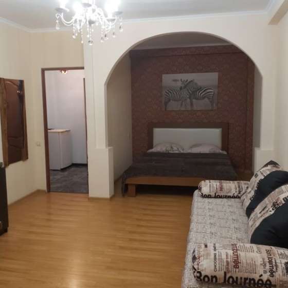 Двухкомнатная квартира Пицунда, Агрба улица, 22