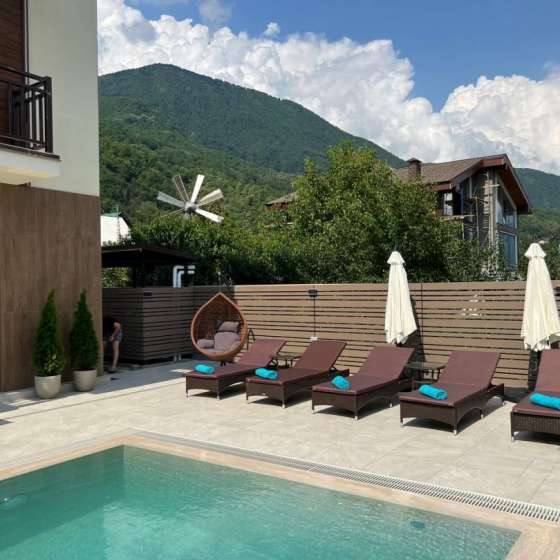 Alba Inn