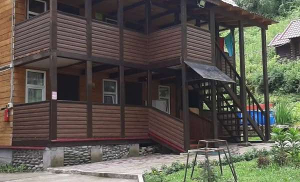 Ая, туристическая база «Сказка»