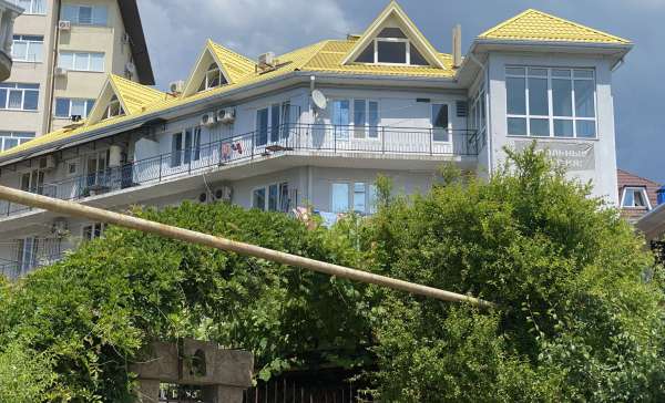 Лазаревское, «Малахит»