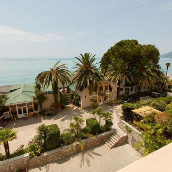 Отель Old Gagra