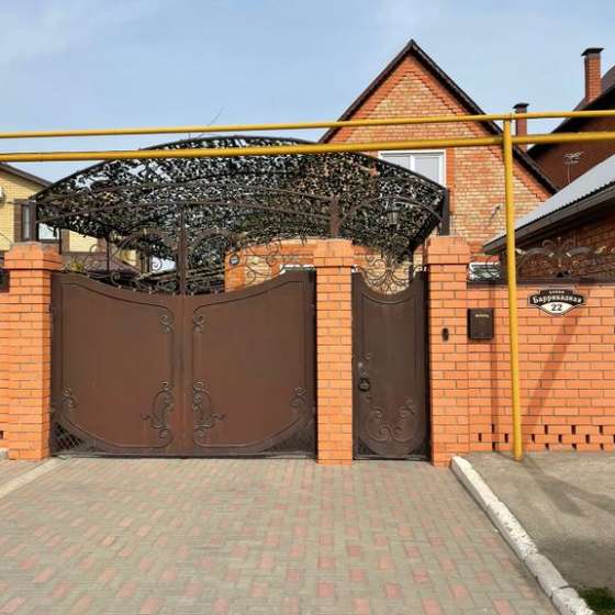 Частный дом