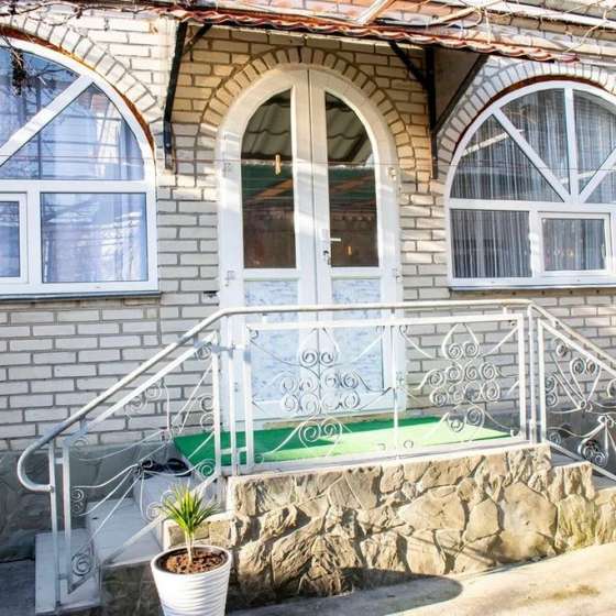 Частный дом