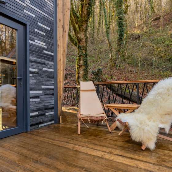 RIVER SIDE Resort & Spa