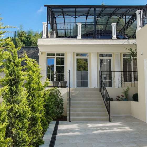 The White Residence